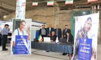بازدیدسید محمد علوی سرپرست اداره‌کل آموزش فنی و حرفه‌ای استان و رستم قنبری مدیرکل تعاون، کار و رفاه اجتماعی از روند ثبت‌نام پویش «امداد ایران ماهر» در مصلی امام خمینی (ره) شهرکرد